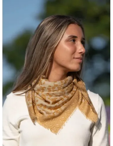 PAÑUELO LANA CON SEDA MOSTAZA COLORES DE OTOÑO