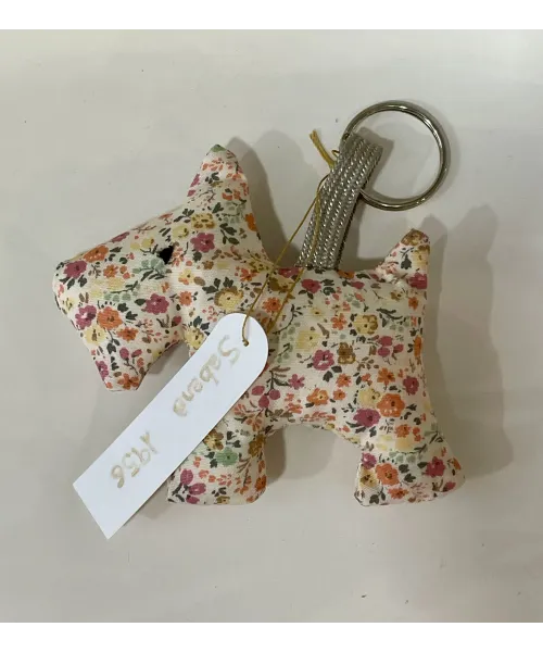 LLAVERO PERRO FLORECITAS SABANA