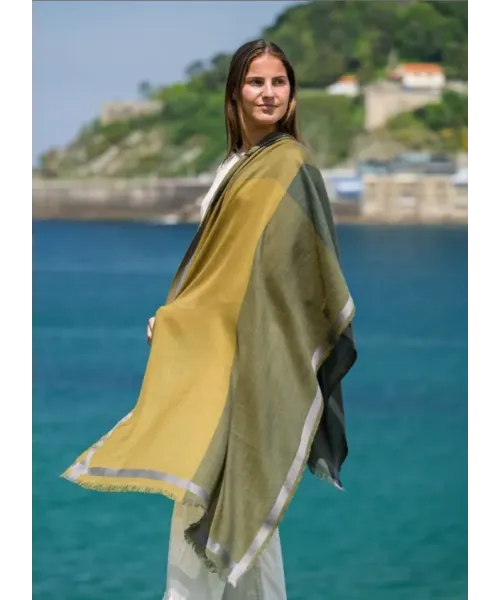 FOULARD LANA Y SEDA VERDE COLORES DE OTOÑO 2