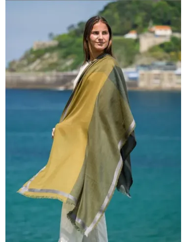 FOULARD LANA Y SEDA VERDE COLORES DE OTOÑO