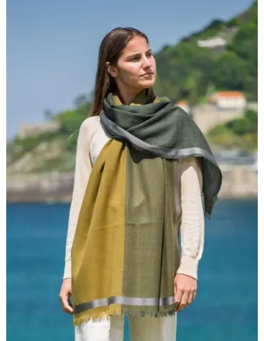 FOULARD LANA Y SEDA VERDE COLORES DE OTOÑO