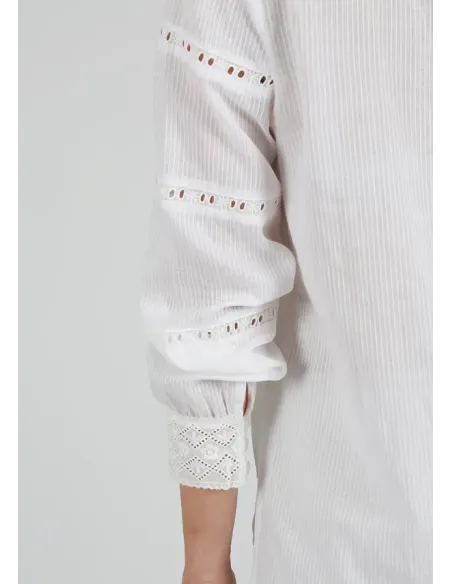 BLUSA BLANCA SOLERA