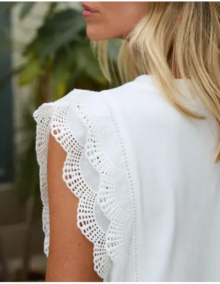 CAMISETA BLANCA ENCAJE POLIN ET MOI