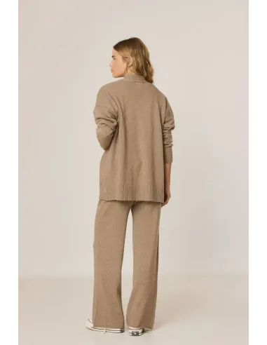 CHAQUETA PUNTO LARGA MARRON INDI&COLD