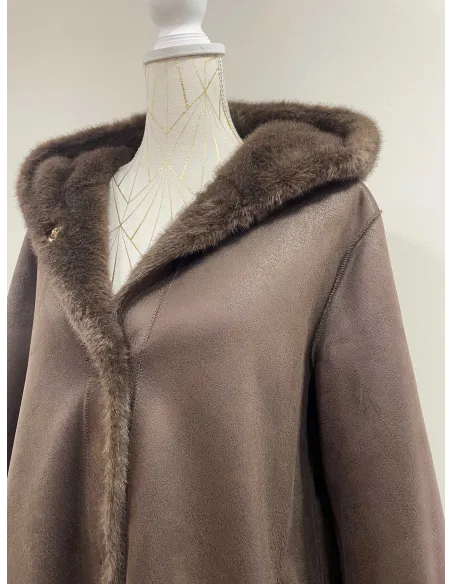 ABRIGO MARRON REVERSIBLE SATINETTE
