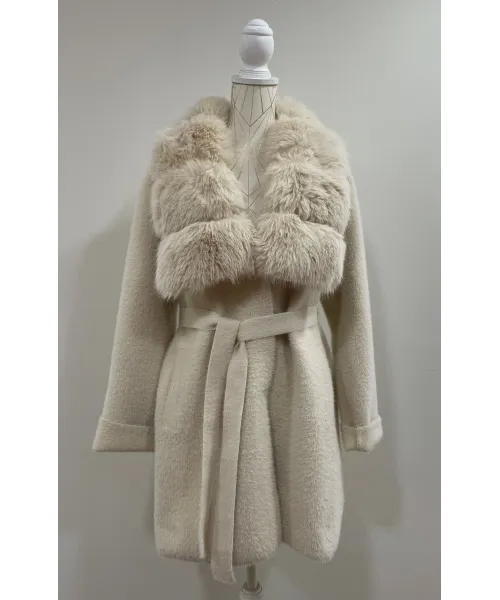 CHAQUETA DE PELO NATA SATINETTE