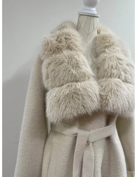 CHAQUETA DE PELO NATA SATINETTE